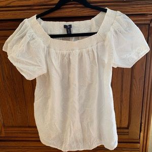 Gap white embroidered smock neck blouse